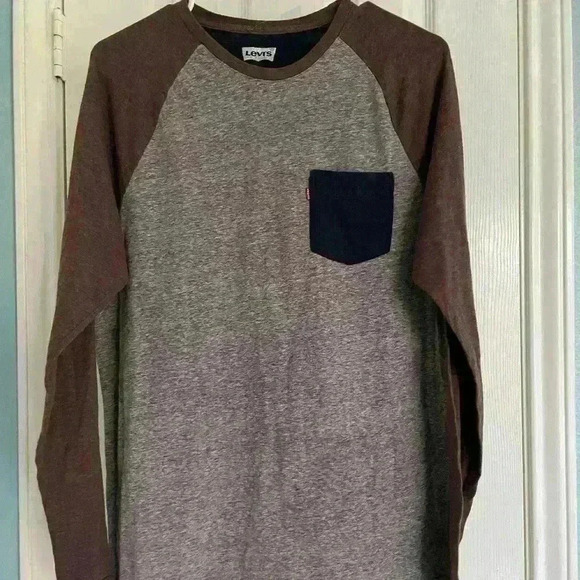 Levi's: Men's Colorblock Front Pocket Long Sleeve Shirt Brown Black Size Medium - Picture 1 of 4
